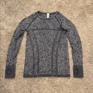 Ivivva by Lululemon Charcoal Long Sleeve Top